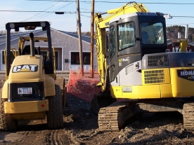 Welche-Baumaschinen-braucht-man-fuer-den-Hausbau-in-Eigenleistung